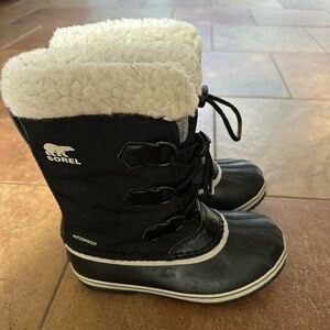 Sorel Kids Yoot Snowboots - Size US 2